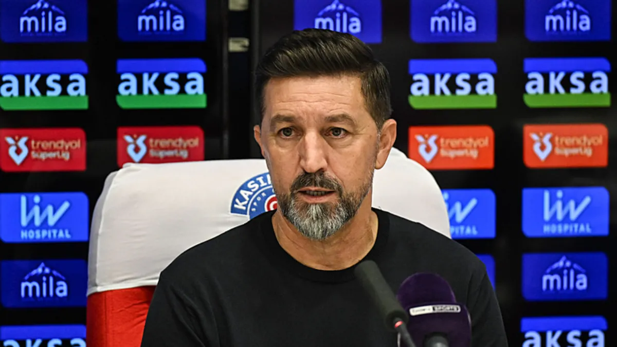 Besnik Hasi: "Ayaklarımızın yere basması gerekiyor