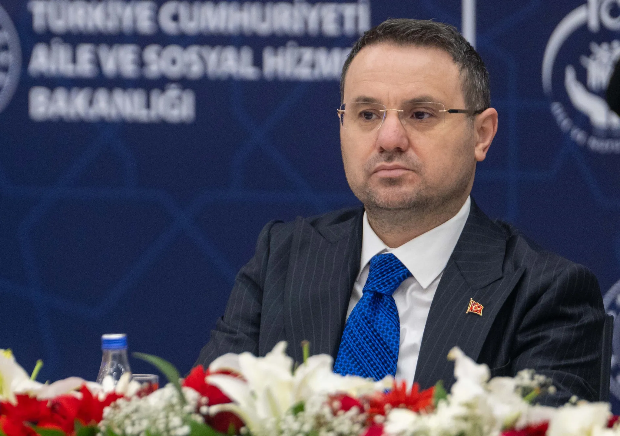 Beyaz et devlerine şafak operasyonu: 13 şirkete kayyum, 32 gözaltı
