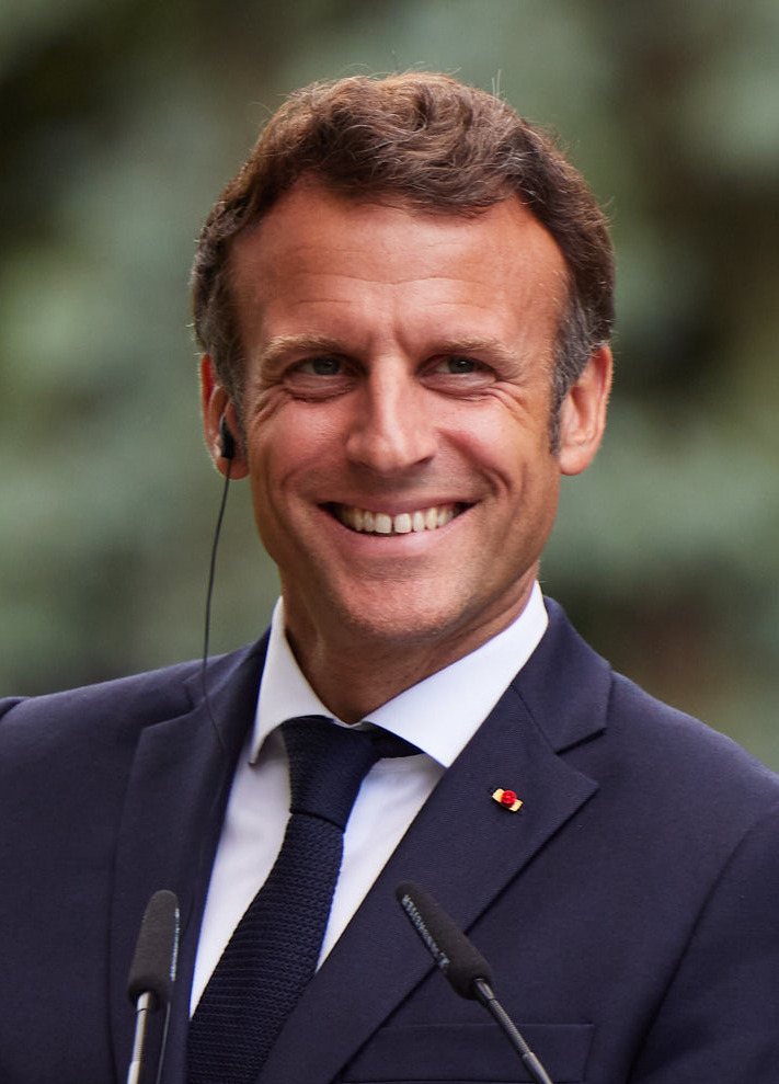 Beyaz Saray, Trump-Macron yemeğinde İran anlaşmasının imza anını paylaştı