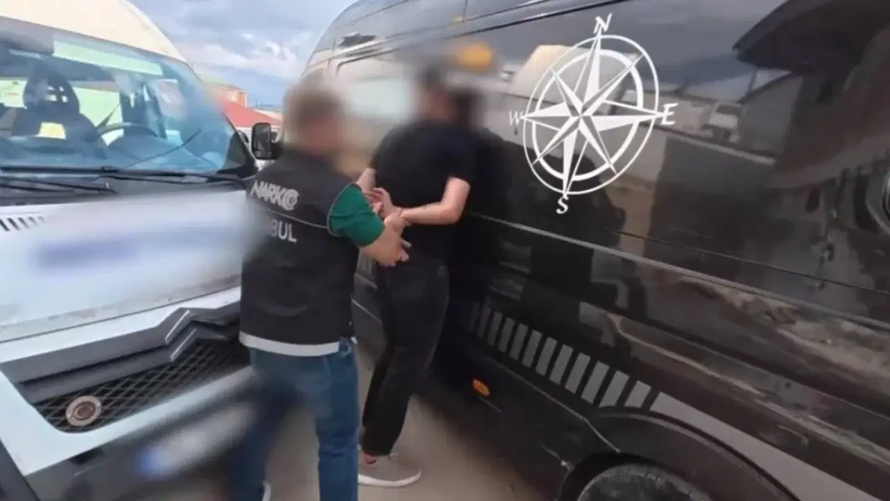 Beykoz'da Uyuşturucu Operasyonu: 409 Kilo Skunk Ele Geçirildi