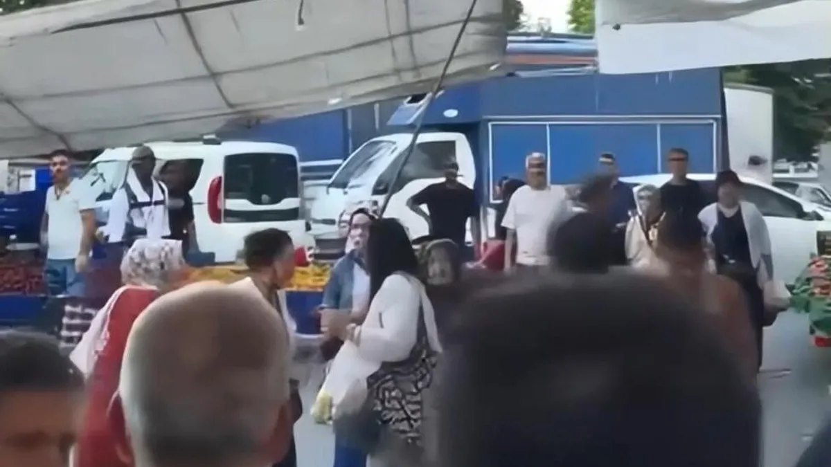 Beyoğlu'nda Pazar Tezgahında Kanlı Kavga: Müşteriyi Yaralayan Pazarcı Tutuklandı