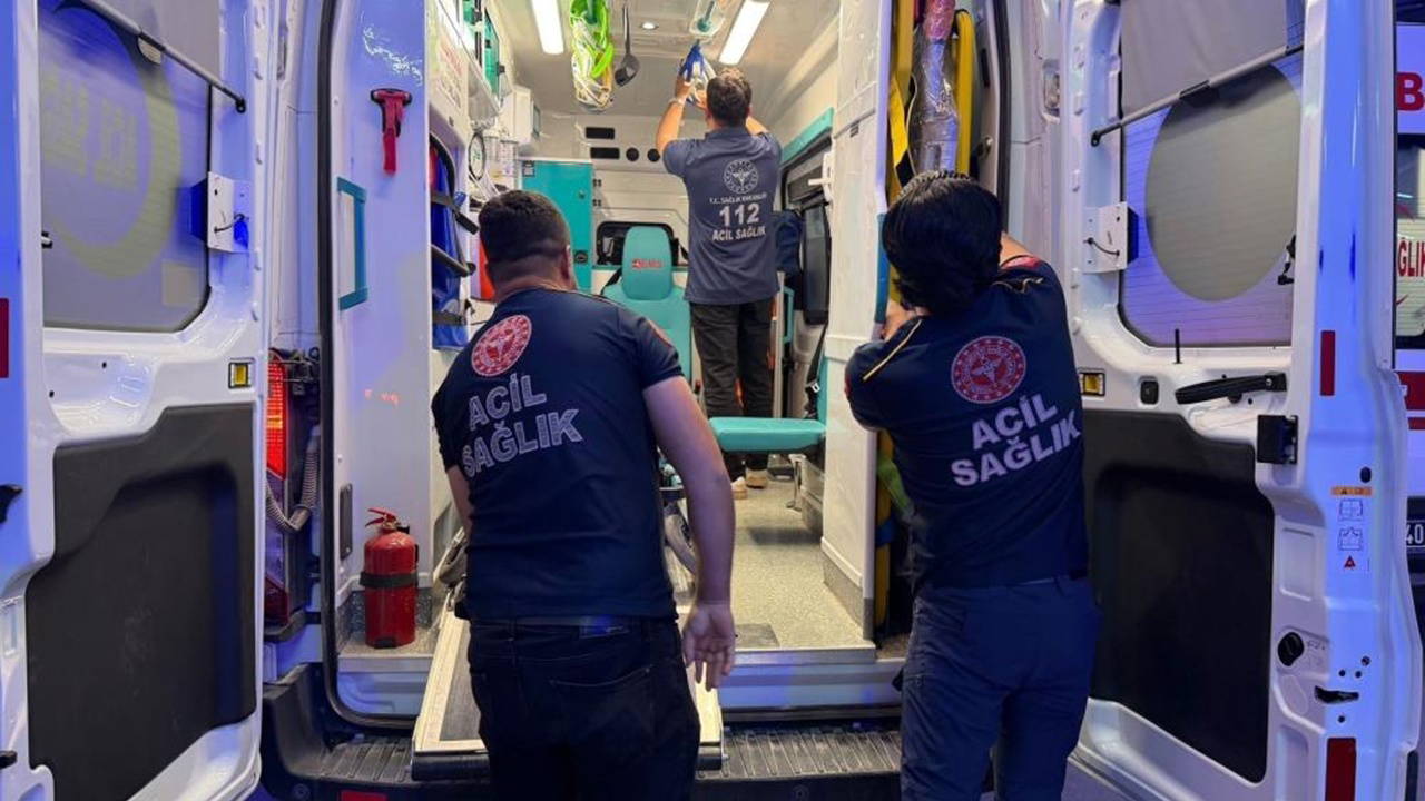 Bıçaklı 'Şakalaşma' Hastanede Bitti: Adıyaman'da Şok Anlar