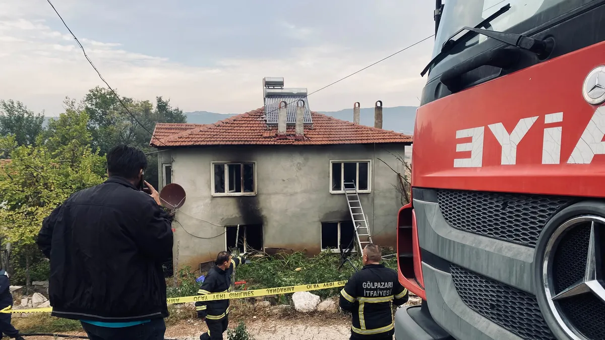 Bilecik Gölpazarı'nda yangın: Baba ve kızı hayatını kaybetti