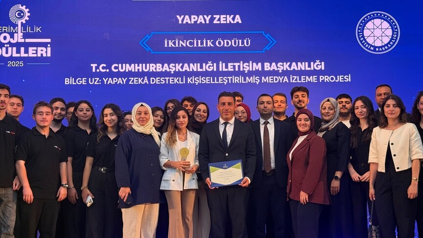 Bilge Uz Projesi'ne Yapay Zeka Dalında Ödül