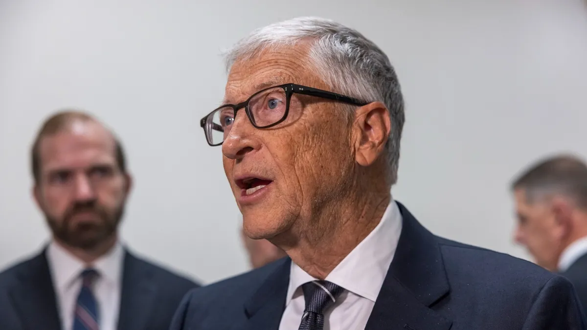 Bill Gates'ten itiraf: Epstein şantajı ve üç kadınla ilişki