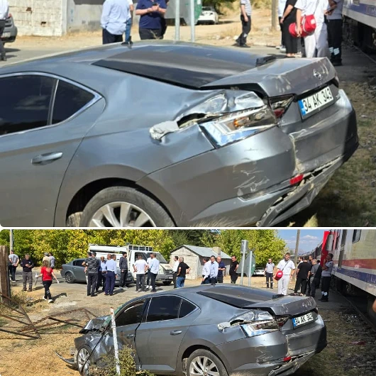 Bingöl'de Tren Hemzemin Geçitte Otomobile Çarptı: 1 Yaralı
