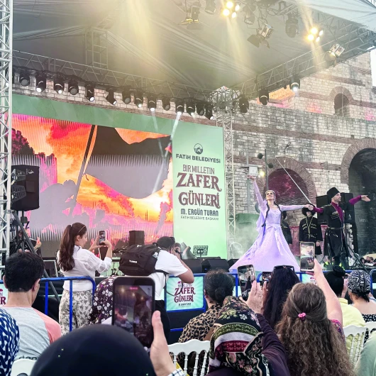 Bir Milletin Zafer Günleri Topkapı'da Başladı