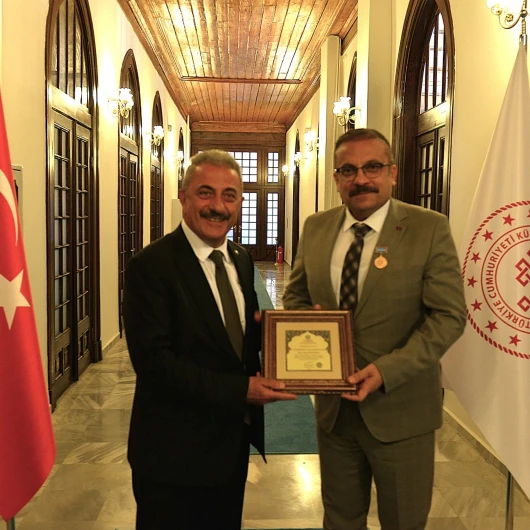 Birol İnceciköz'e TÜRKSOY Madalyası: Kültürel Mirasta İş Birliği