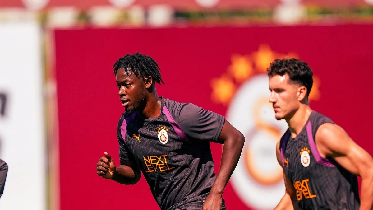 Bitshiabu, Galatasaray'da ilk antrenmanına çıktı