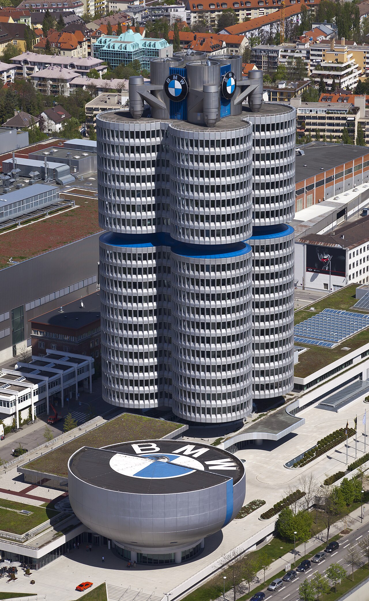 BMW 8 Bin Kişiyi Dev Tasarruf Paketi