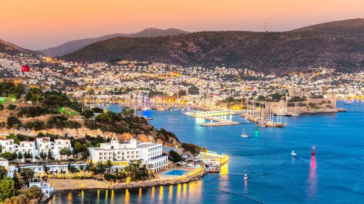 Bodrum'da lüks marina berberlerinde tıraş 15 bin lira