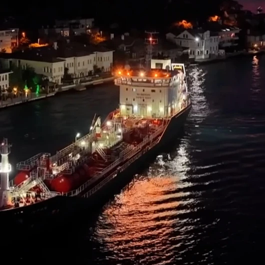 Boğaz'da Kimyasal Tanker Paniği: İVYAN Emniyete Alındı