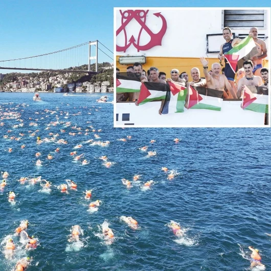 Boğaz'da Tarihi Yarış: 2.500 Yüzücü Kıtalararası Kulaç Attı
