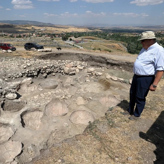 Boğazkale'de 8 bin yıllık Hattuşa'da 3 bin 800 yıllık depolama merkezi bulundu