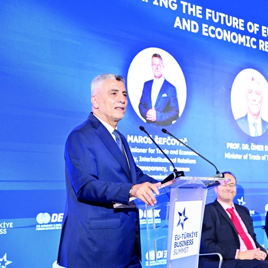 Bolat: Gümrük Birliği'nde Türkiye Tam Ortak Olmalı