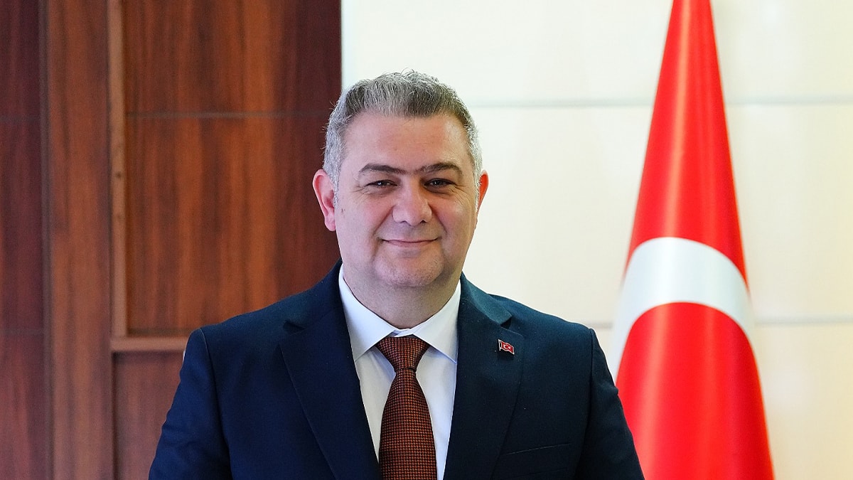 Bolu Belediye Başkan Vekili Özcan, CHP'den İstifa Ederek Yeni Parti'ye Geçti