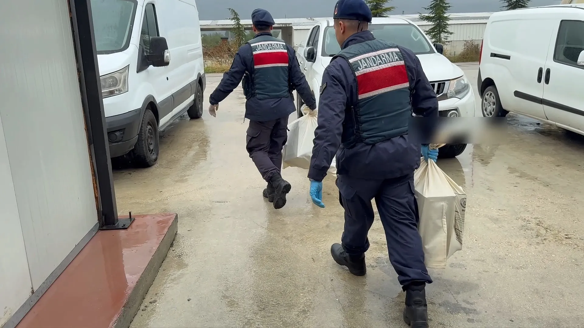 Bolu Belediyesi'nde 24 Milyon TL'lik İhale Skandalı: 9 Gözaltı