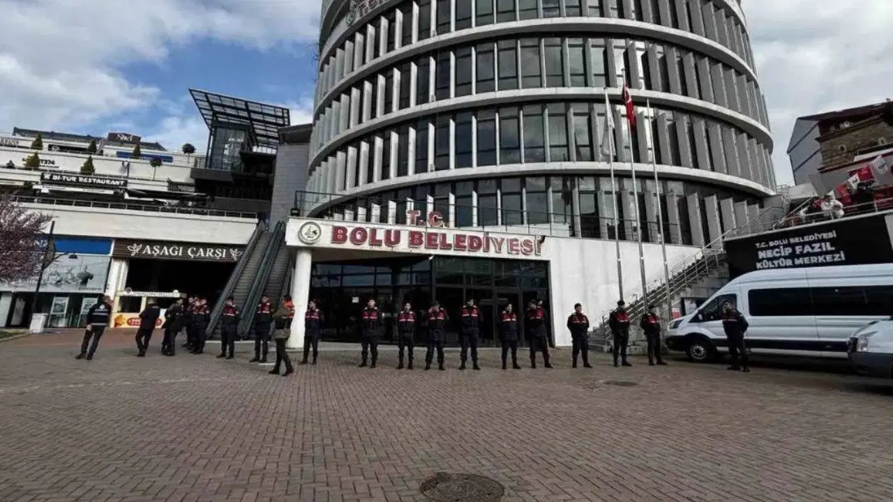 Bolu Belediyesi'nde Yolsuzluk Soruşturması: Özel Kalem Müdürü Yıldız Tutuklandı