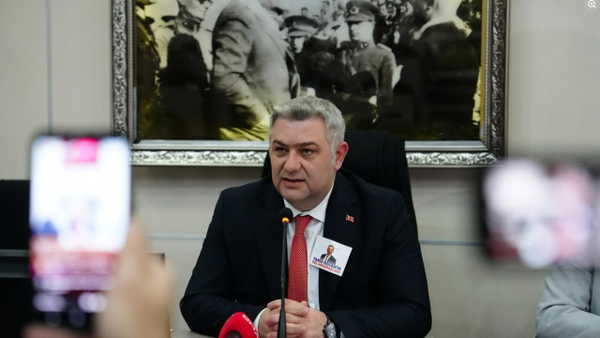 Bolu'da Siyasi Deprem: CHP'li Başkanvekili ve Tüm Meclis Üyeleri İstifa Etti