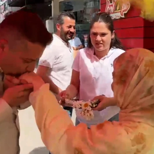 Bolu'da 12 Yaşındaki Kız Babasına Hafızlık Sürprizi Yaptı