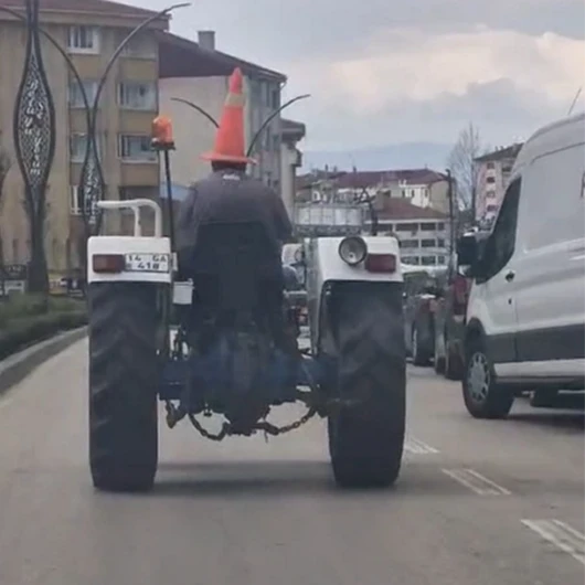 Bolu'da traktör sürücüsü kafasına duba taktı