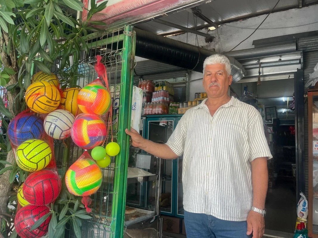Bornova'nın Nostalji Bakkalı: Zaman Yolculuğu Gibi