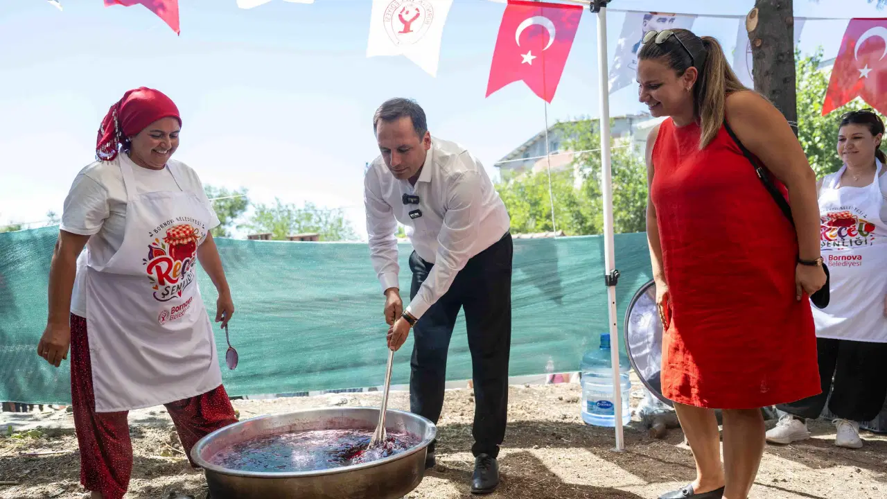 Bornova'da Reçel Şenliği: Başkan Eşki'den Kapitalizm Eleştirisi