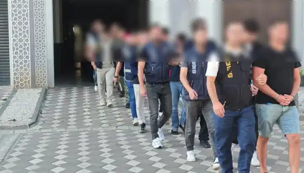 Borsa Yatırım Vaadiyle 4.5 Milyon Liralık Vurgun: 8 Tutuklama