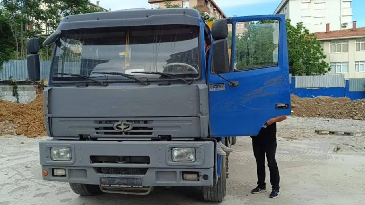 Boş arsaya kaçak toprak döken sürücüye 287 bin lira ceza
