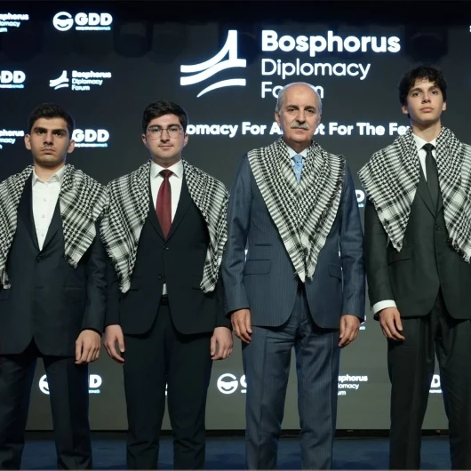 Bosphorus Diplomasi Forumu Sona Erdi: Gençler Dünya Krizlerine Çözüm Aradı