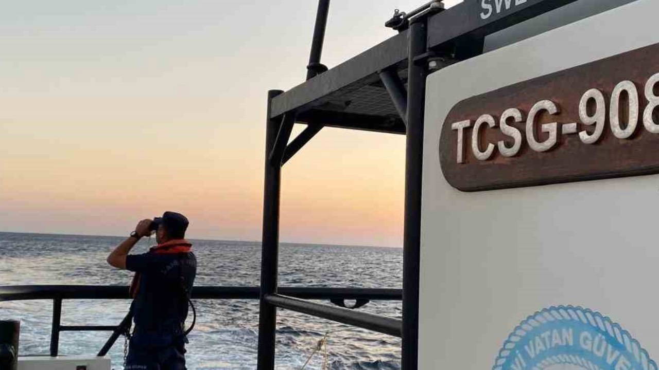 Bozcaada'da Kayıp Dalgıç Uğur Savaş İçin 4 Gündür Aramalar Sürüyor