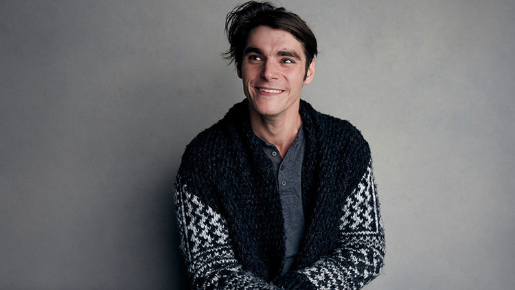 Breaking Bad Yıldızı RJ Mitte 34 Yaşında Hayatını Kaybetti