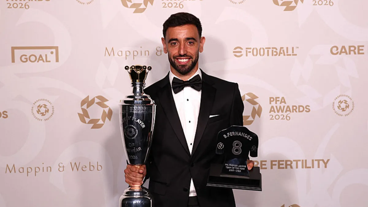 Bruno Fernandes, İngiltere'de Yılın Futbolcusu Seçildi