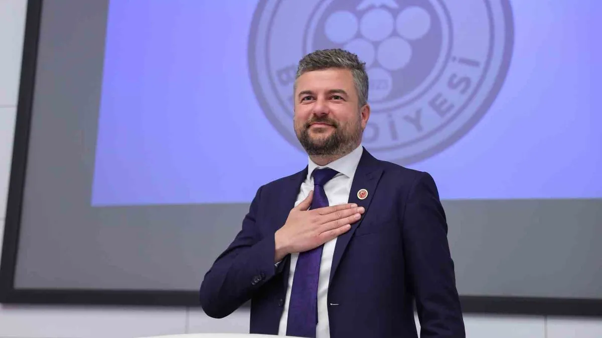 Buca Belediye Başkanı Görkem Duman yolsuzluk soruşturmasında tutuklandı