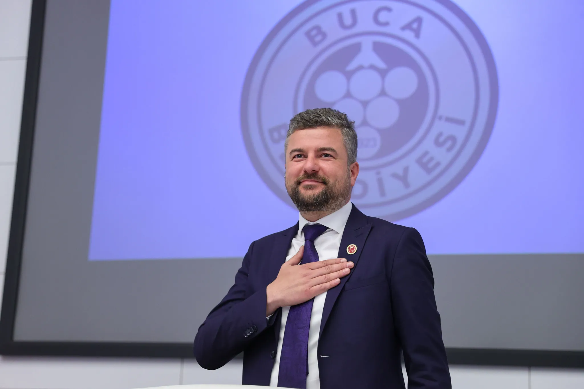 Buca Belediyesi'ne operasyon: CHP'li Başkan Görkem Duman gözaltında