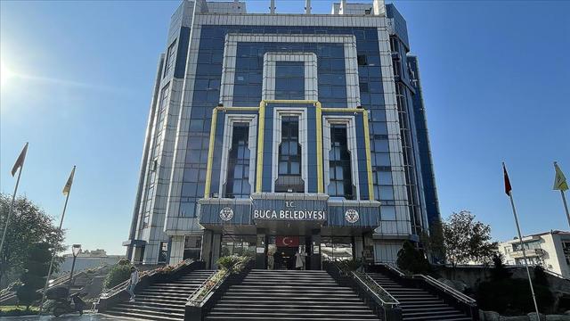 Buca Belediyesi yolsuzluk operasyonunda 54 gözaltı