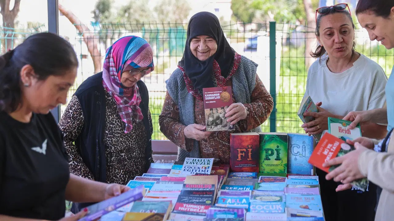 Buca'da Kitap Değişim Günleri Köylere Taşınıyor