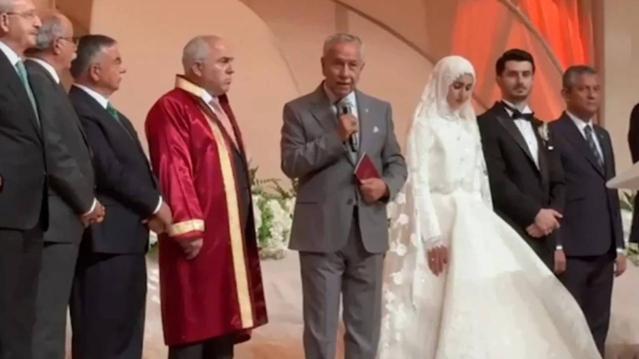 Bülent Arınç'tan Nikah Tepkisine Sert Yanıt: 'Kuştüyü Yataklarda Ahkâm Kesenler