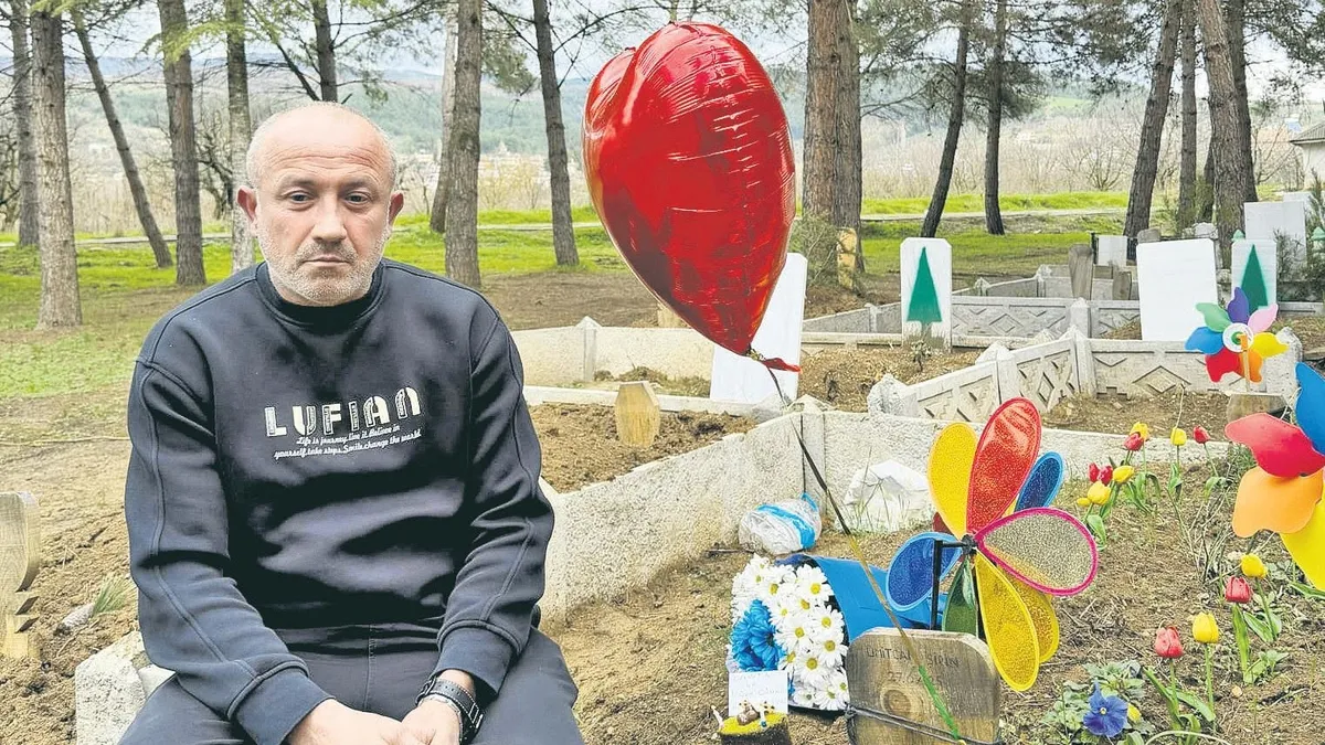 Buluşmaya çağrılıp 14 bıçak darbesiyle öldürülen Ümitcan Şirin davasında 'kasten yaralama' kararı