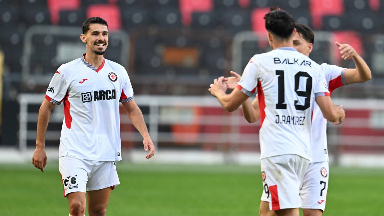 Burak Yılmaz Çorum FK'de galibiyetle başladı