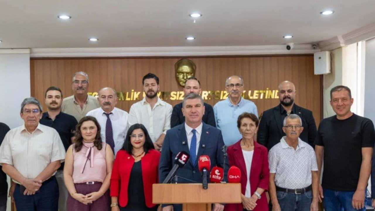 Burdur Belediye Başkanı Ercengiz ve 15 Meclis Üyesi YENİ Parti'ye Katıldı