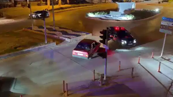 Burdur'da Ehliyetsiz Sürücü Kovalama Sonucu Yakalandı