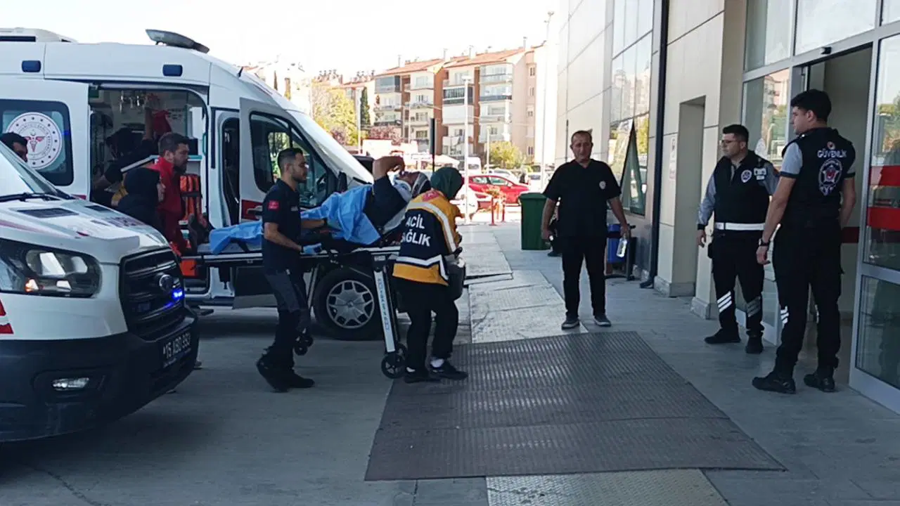 Burdur'da tarlada levye ve pompalı tüfekli kavga: 3 yaralı