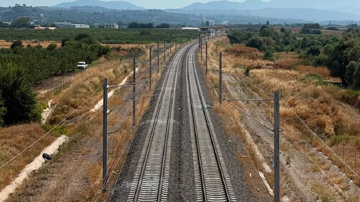 Bursa-Ankara Yüksek Hızlı Tren Hattı: Seyahat Süresi 2 Saate Düşüyor