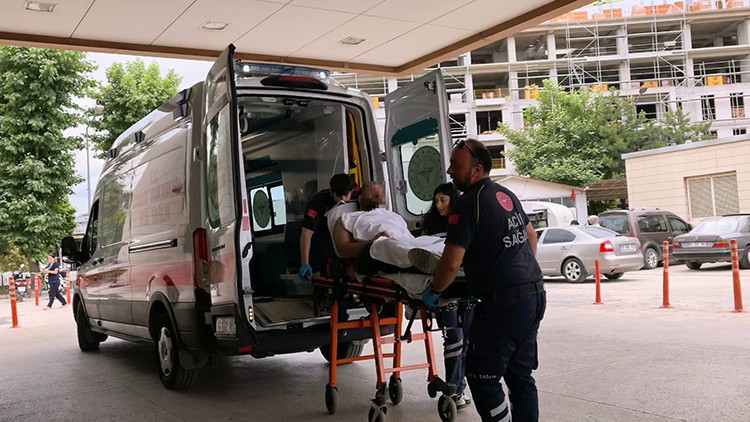 Bursa'da kan donduran bıçaklı saldırı: Eniştesini 7 yerinden bıçakladı