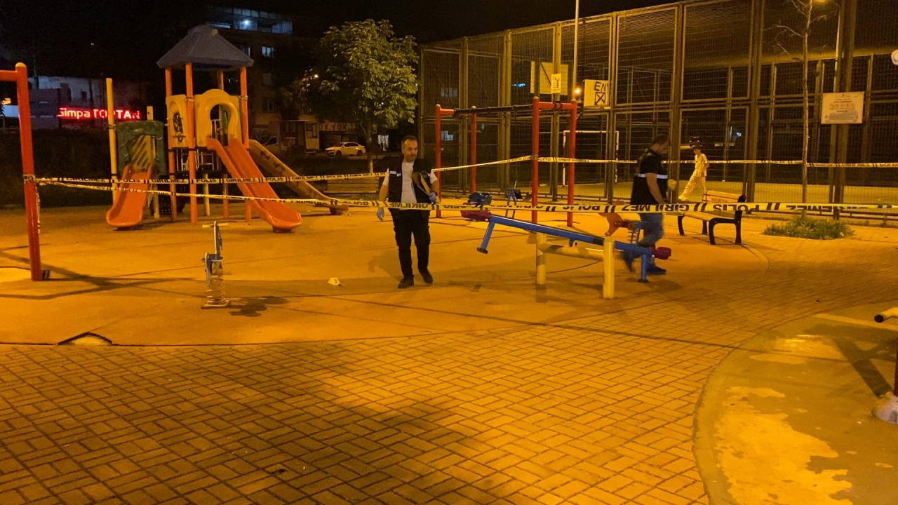 Bursa'da çocuk parkındaki pompalı tüfek saldırısında 10 yaralı; şüpheliler yakalandı