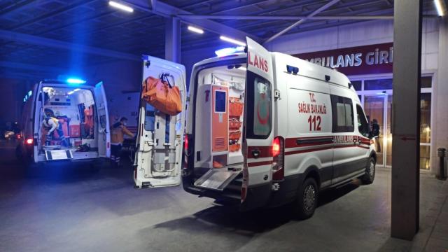 Bursa'da Düğün Yemeği Zehirlenmesi: 100'den Fazla Kişi Hastanelik
