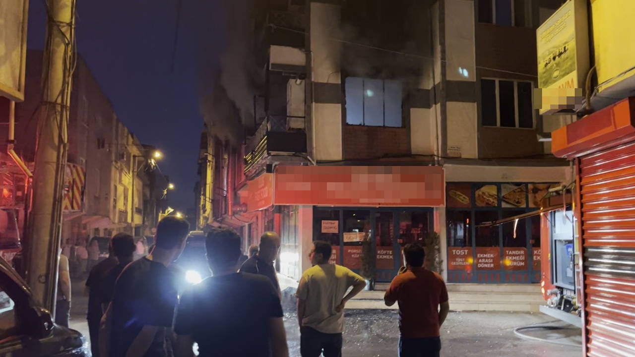 Bursa'da elektrik panosundan çıkan yangın: 5 kişi dumandan etkilendi