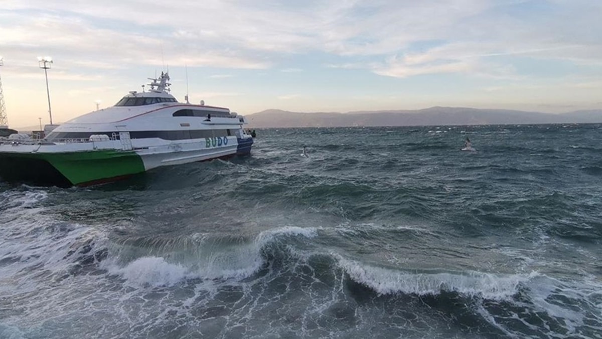 Bursa-İstanbul Deniz Seferleri İptal: Olumsuz Hava Koşulları Ulaşımı Durdurdu
