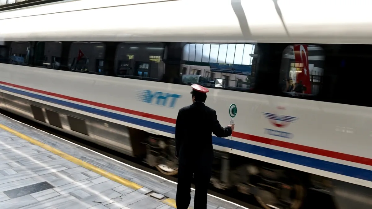 Bursa-İstanbul hızlı trenle 2 saat 15 dakikaya iniyor